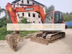 Wyprodukowany w 2019 roku 7 ton 7,5 ton koreański używany grabarz Doosan Dx75LC-9c używany grabarz Doosan Dx75LC Mini Hydraulic Digger niska cena niska godzina na sprzedaż